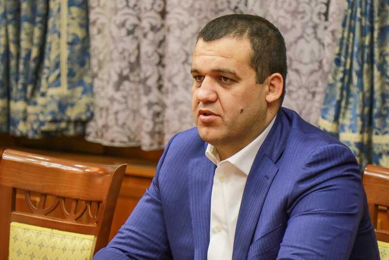 Тепличный бизнес Умара Кремлева привлекает внимание силовиков и общественности